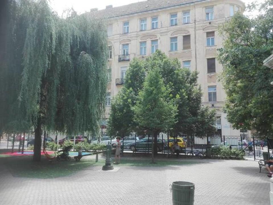 A Quiet Studio In The Heart Of The City Budapest Exterior foto