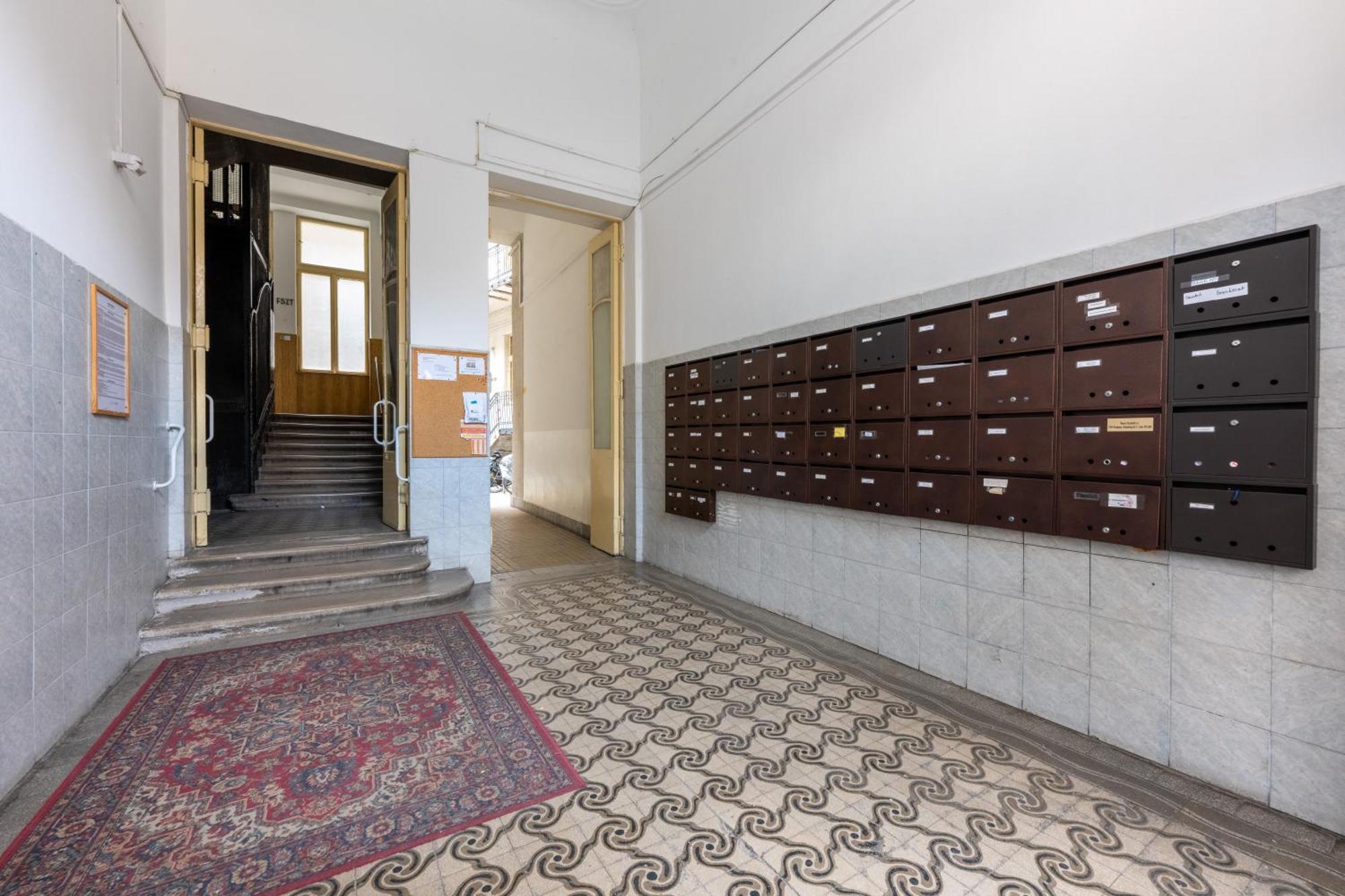 A Quiet Studio In The Heart Of The City Budapest Exterior foto